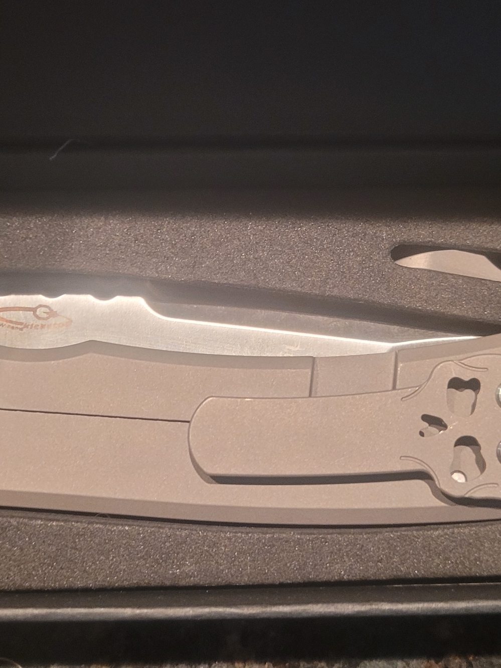 Chavez Rendicion M390 Flipper - Picture 2 of 12